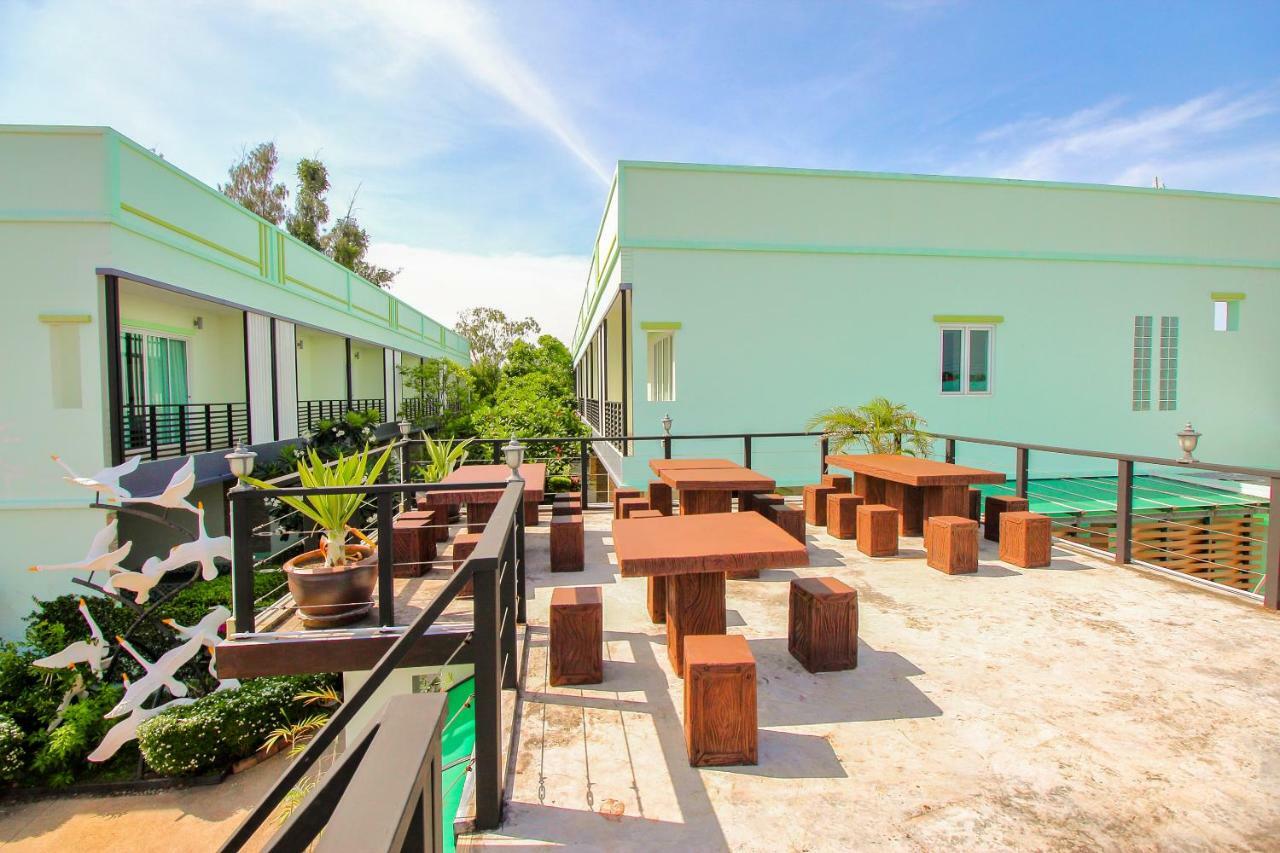 Reddoorz Plus Baan Noppadol Hua Hin Resort Exterior foto